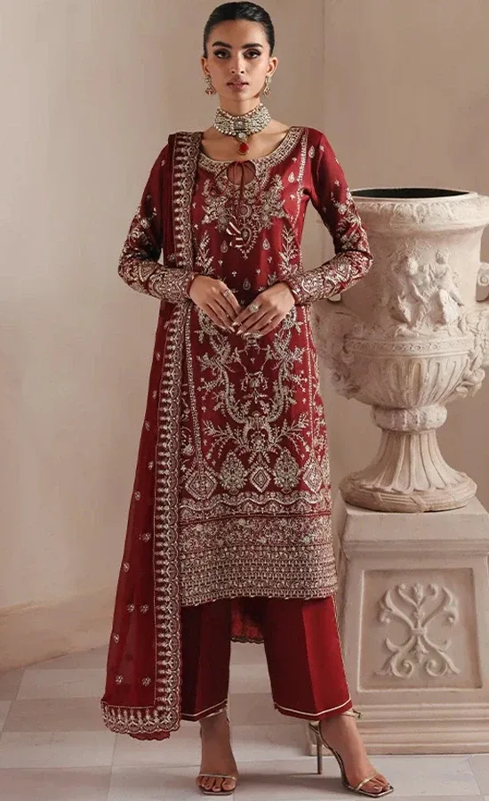 Maroon Punjabi Suit For Wedding Guests (ss) (1) Maroon Punjabi Suit For Wedding Guests (ss) (1)