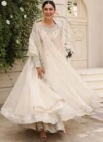 Simple-Nikkah-Lehenga-s-7
