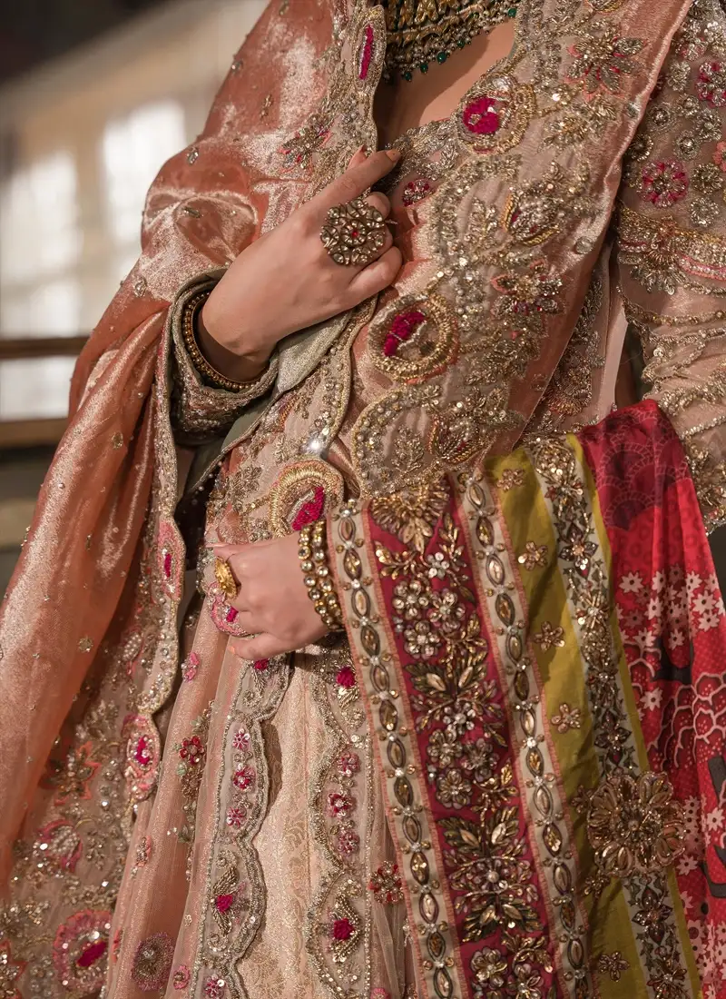 Ammara Khan Bridal Gown (3)