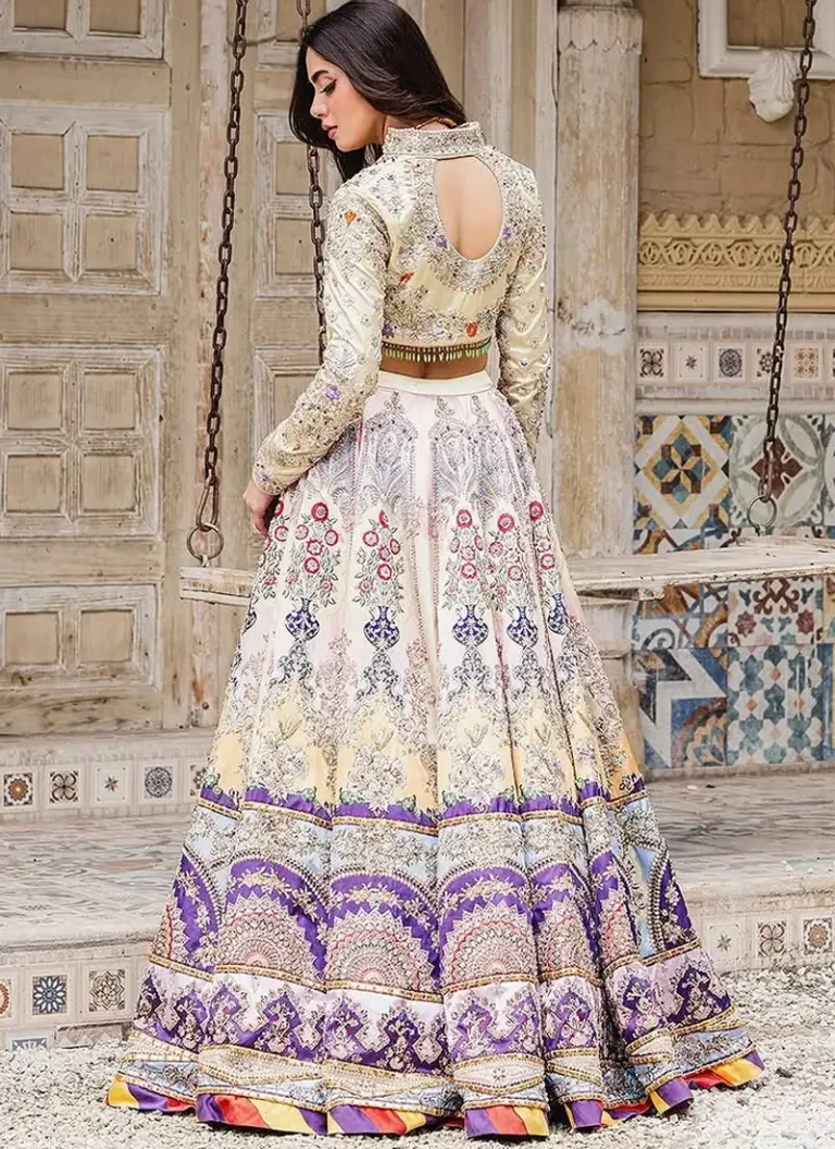 Embroidered Walima bridal lehenga with traditional Eastern bridal detailing and handcrafted embellishments