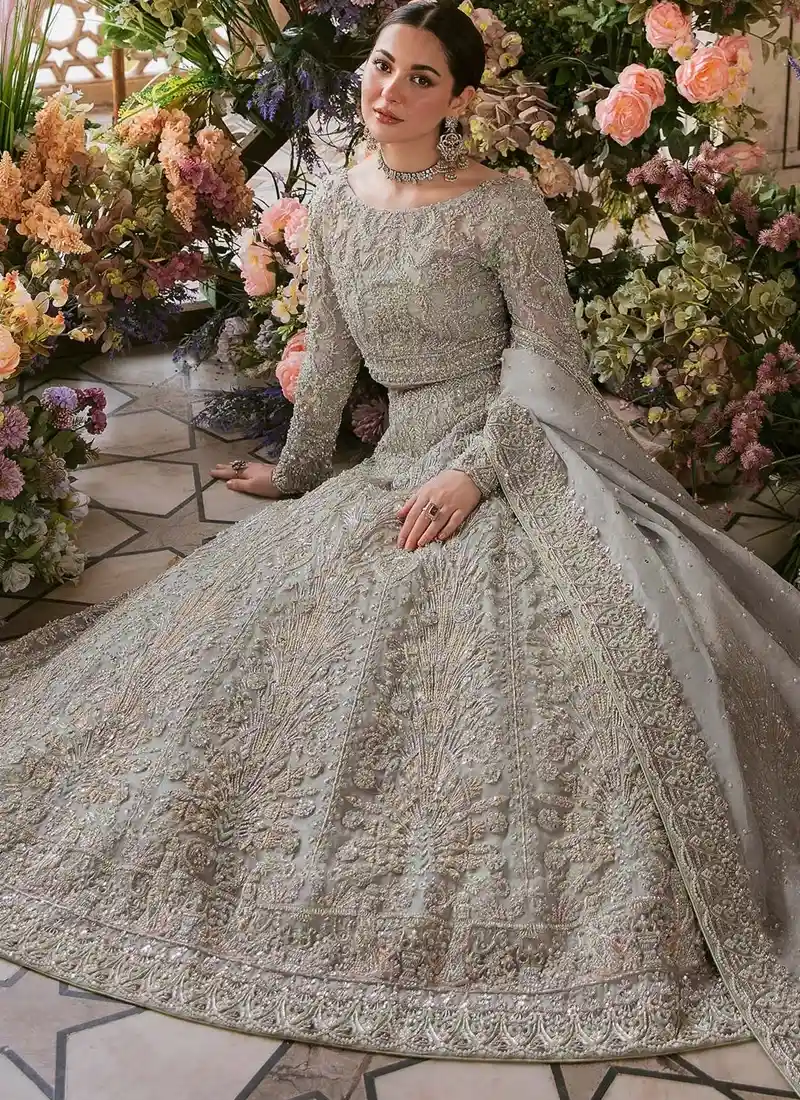 Kanwal Malik Grey Lehenga Choli (3)