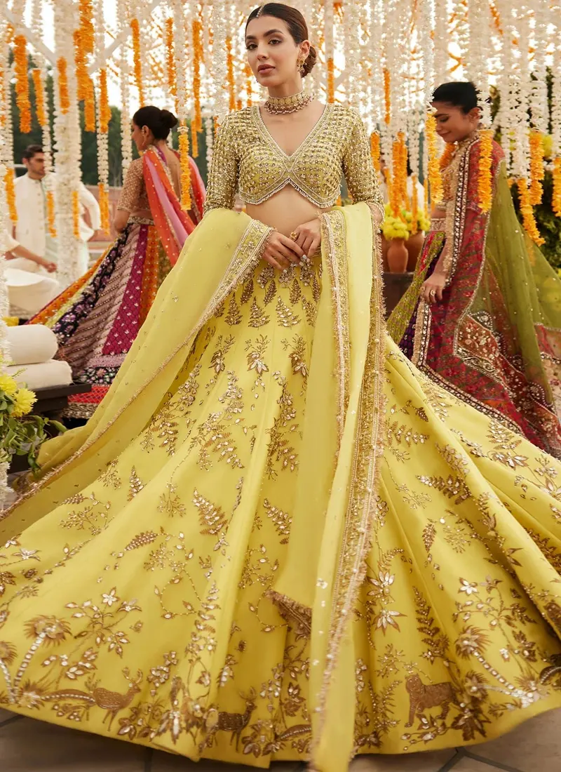 Zaha PK Mehndi Lehenga (4)